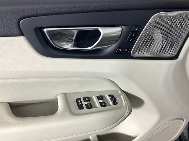 New 2026 Volvo XC60 T8 Ultra image 27