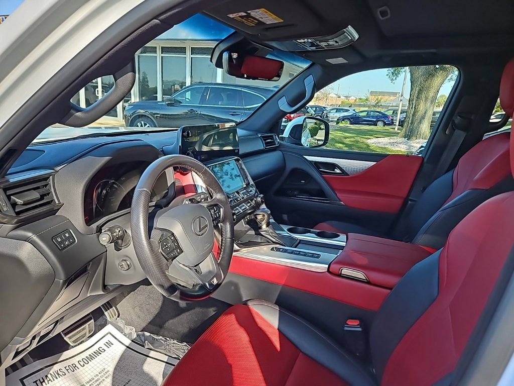 Used 2022 Lexus LX 600 F Sport image 19