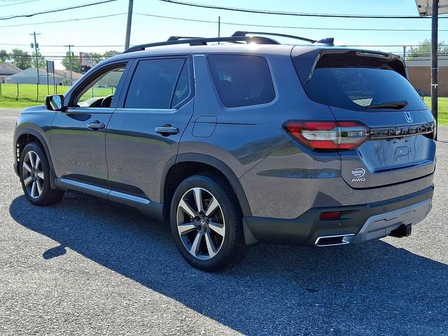 Certified 2023 Honda Pilot Touring image 6