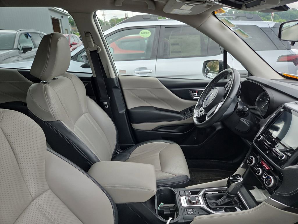 Certified 2022 Subaru Forester Limited AWD/4WD image 12