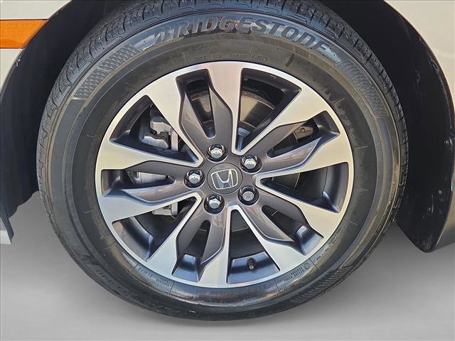Used 2024 Honda Odyssey EX-L image 24