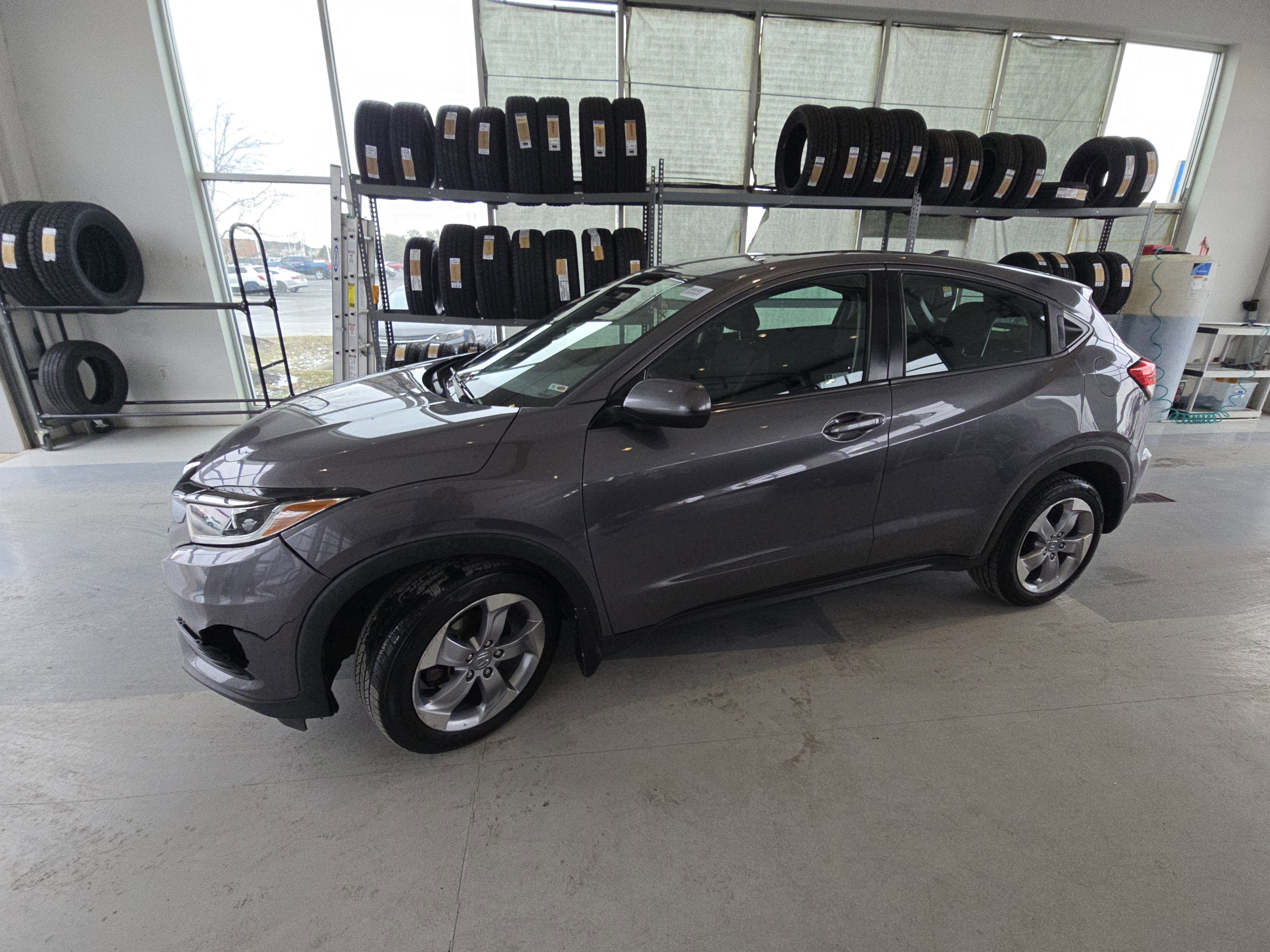 Used 2019 Honda HR-V LX image 11
