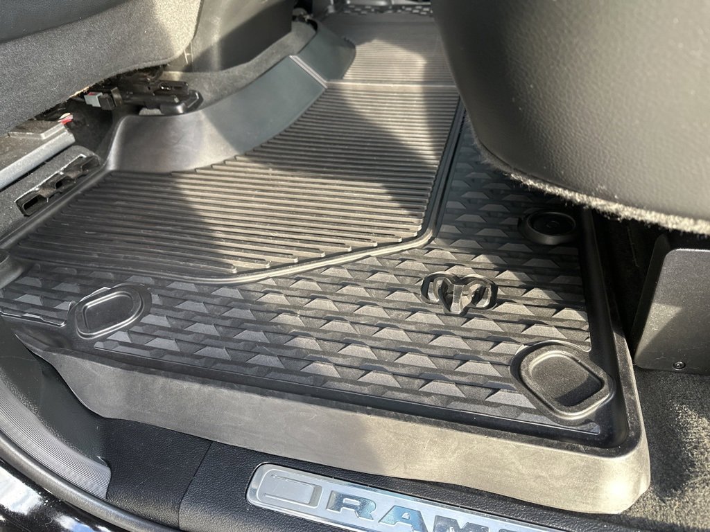 Used 2020 RAM 1500 Laramie image 54