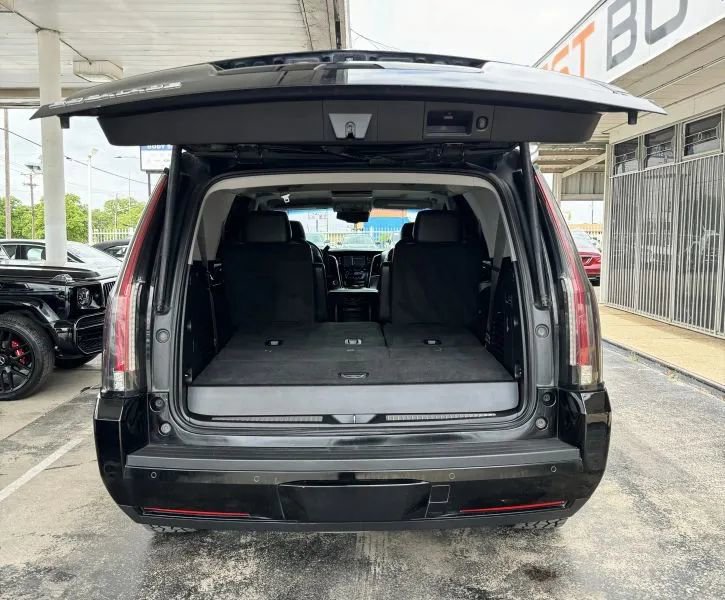 Used 2015 Cadillac Escalade Premium AWD/4WD image 13