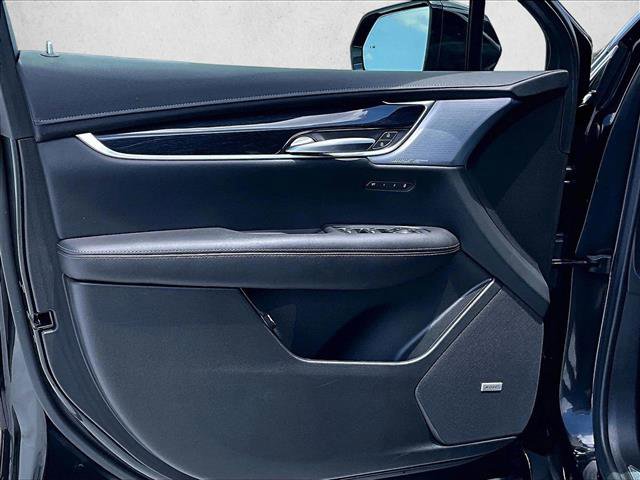 Certified 2024 Cadillac XT5 Premium Luxury w/ Technology Package FWD image 18
