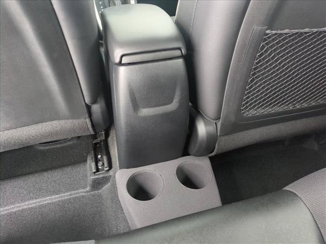 Used 2022 Hyundai Venue Limited FWD image 19