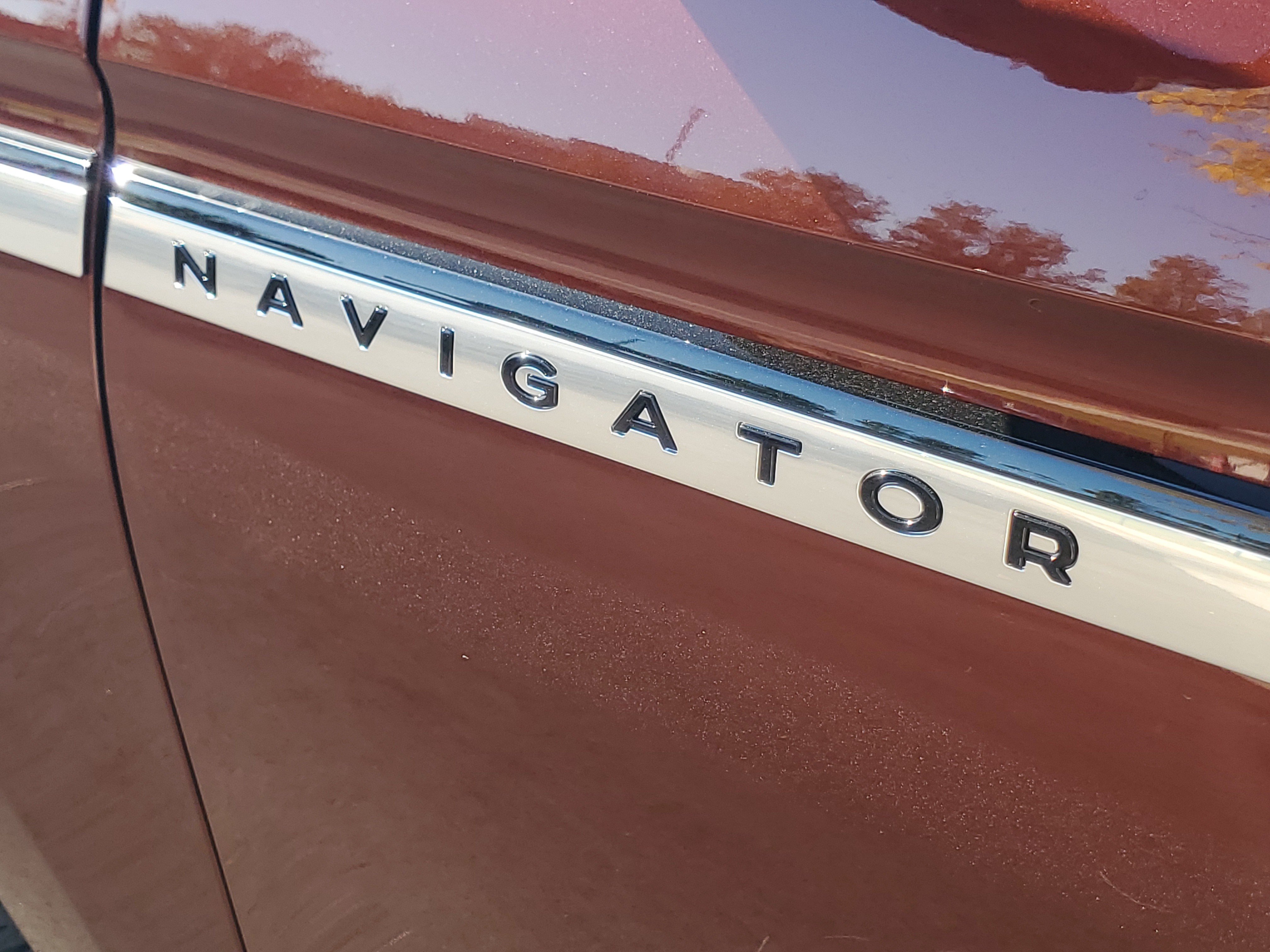 New 2027 Lincoln Navigator Reserve AWD/4WD image 7