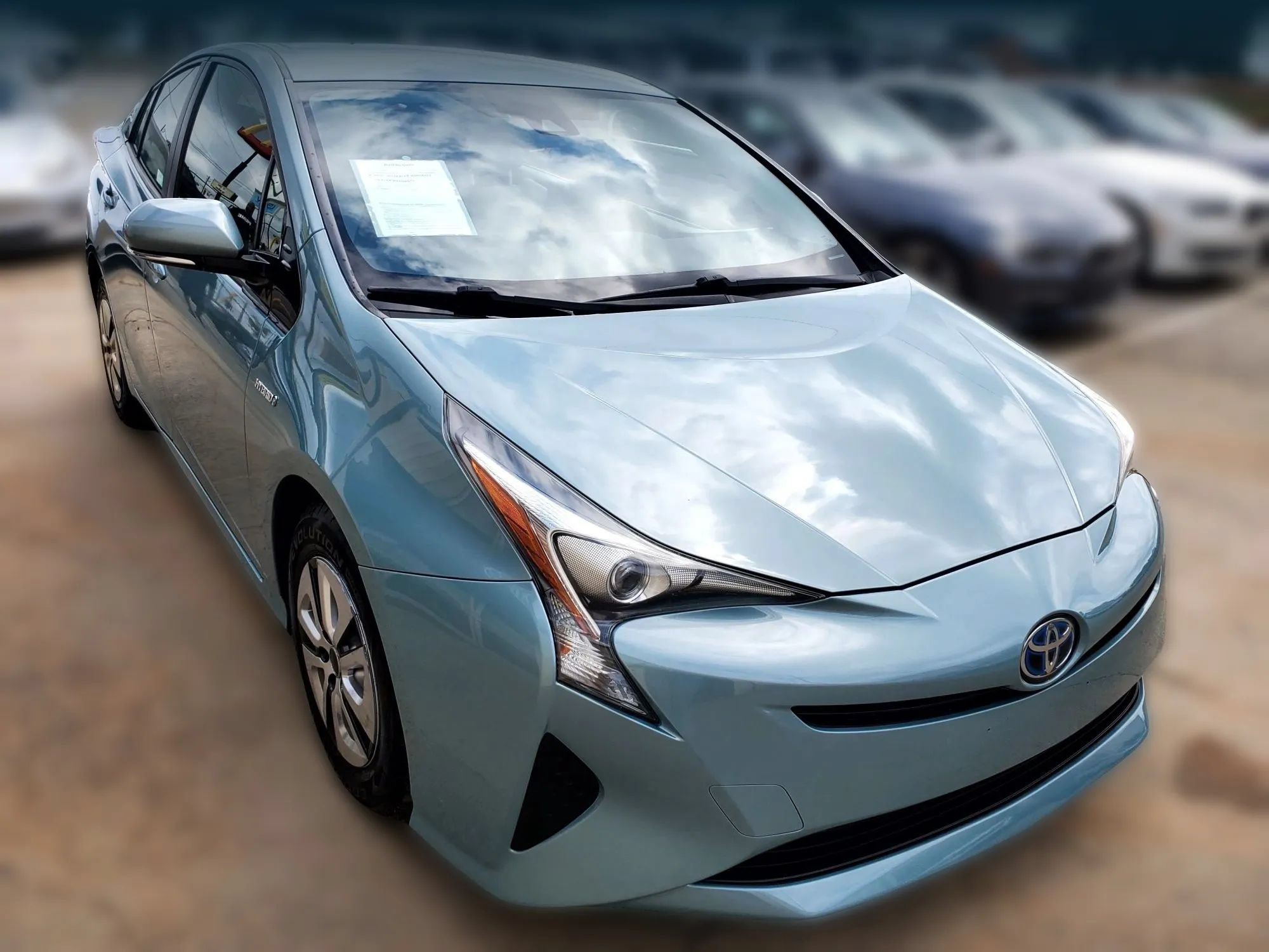 Used 2017 Toyota Prius Three w/ Carpet Mat Package FWD image 20