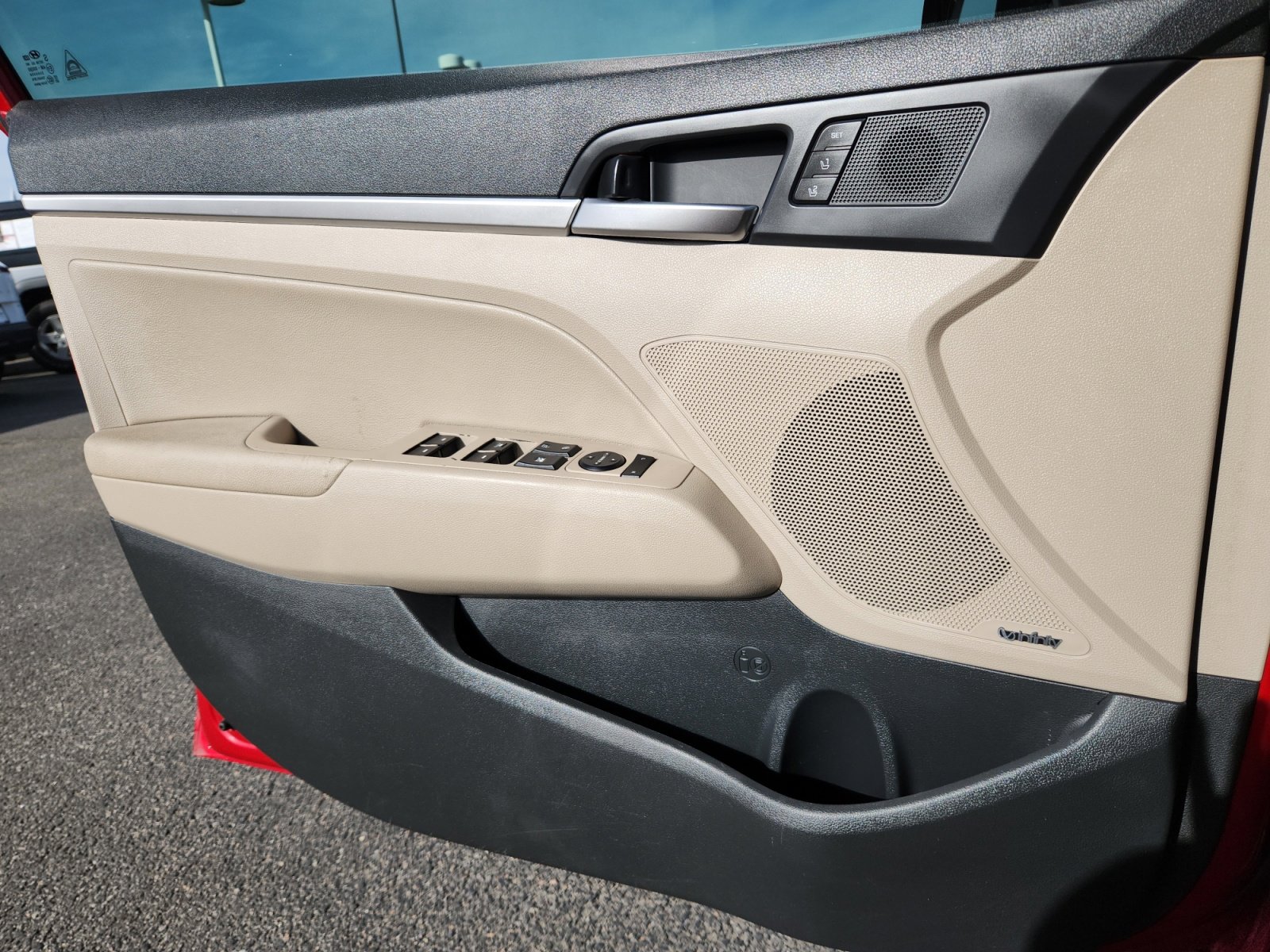 Used 2020 Hyundai Elantra Limited w/ Ultimate Package 03 image 13