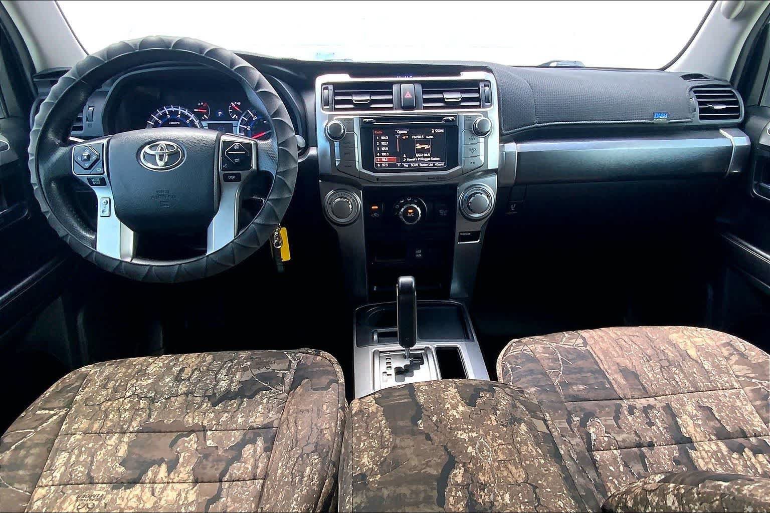 Used 2016 Toyota 4Runner SR5 RWD image 10