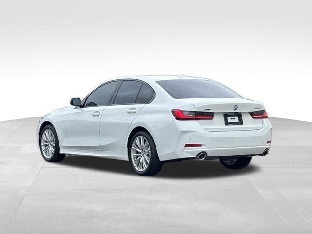 Used 2023 BMW 330i xDrive Sedan w/ Premium Package AWD/4WD image 5