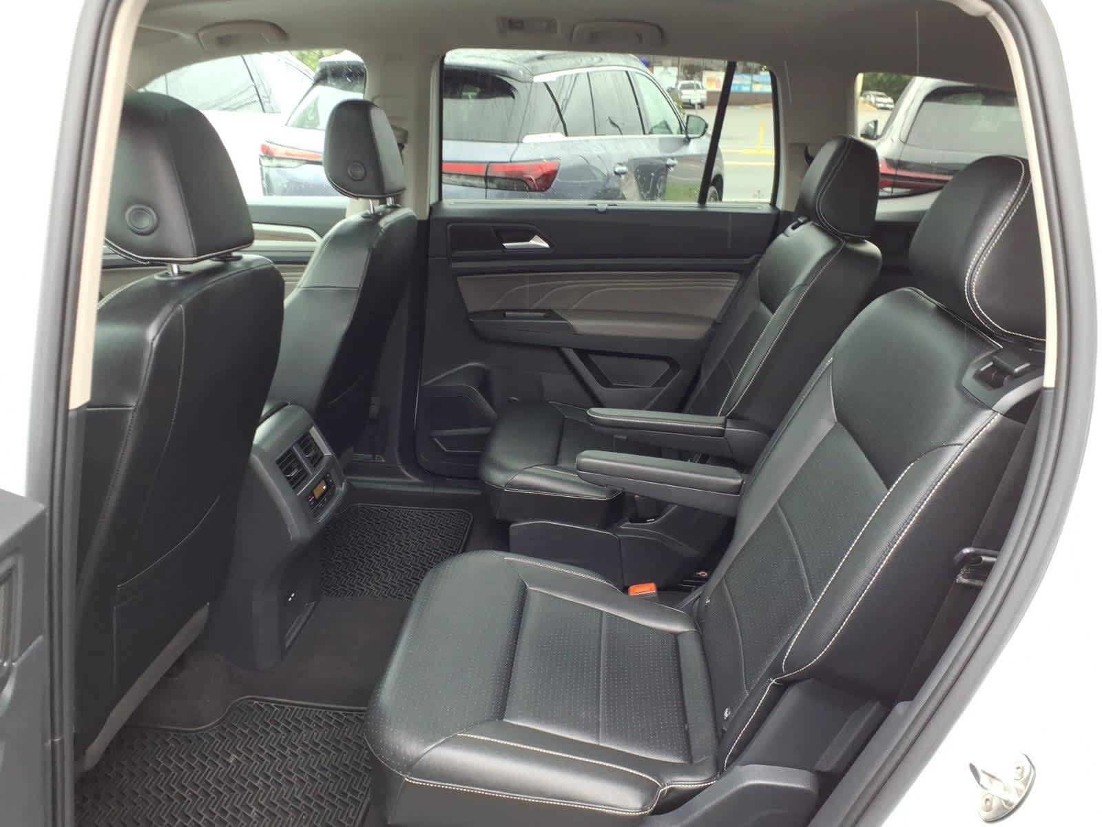 Used 2022 Volkswagen Atlas SEL AWD/4WD image 13