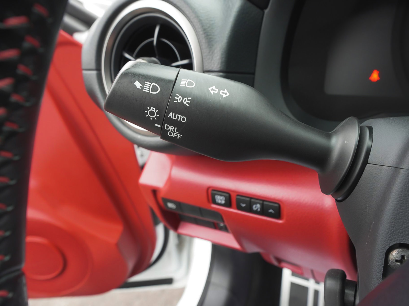 Used 2022 Lexus IS 350 F Sport w/ Memory Package image 19