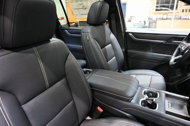 New 2026 GMC Acadia Elevation w/ Black Edition image 8