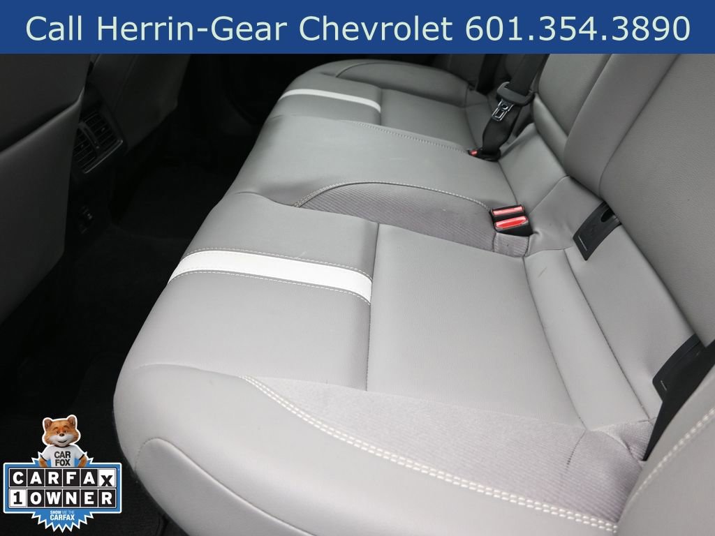 Used 2025 Toyota Camry SE w/ Convenience Package image 16