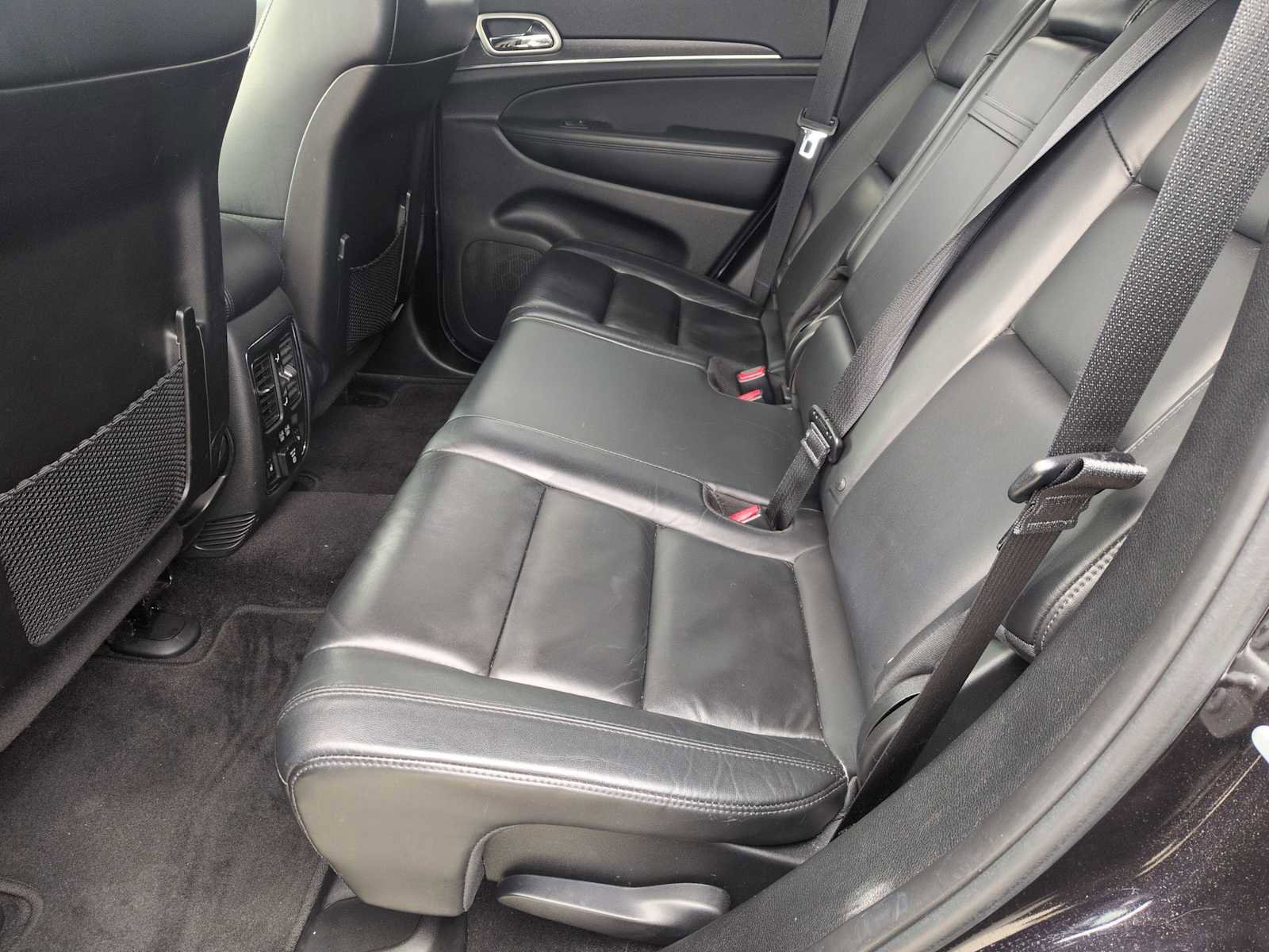 Used 2018 Jeep Grand Cherokee Limited image 18