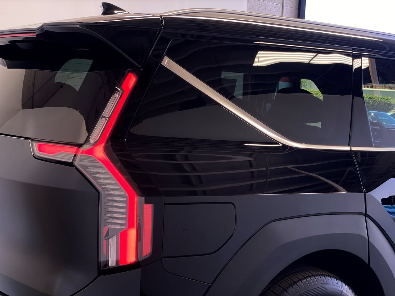New 2026 Kia EV9 Wind AWD/4WD image 10