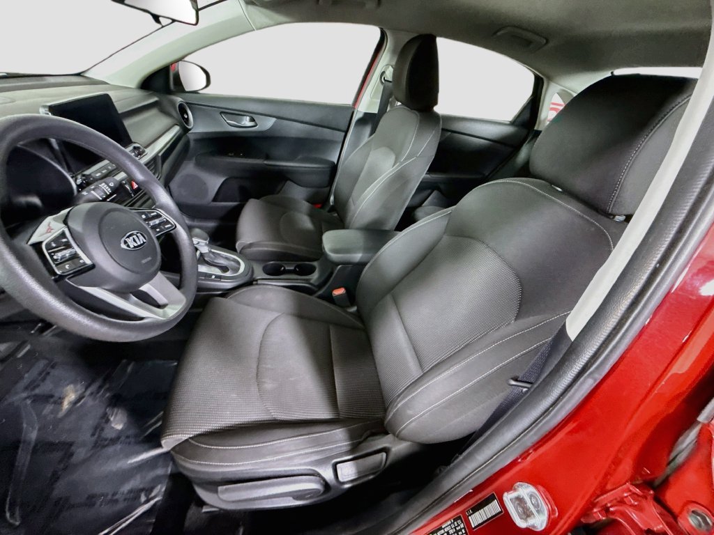 Used 2021 Kia Forte LXS FWD image 22