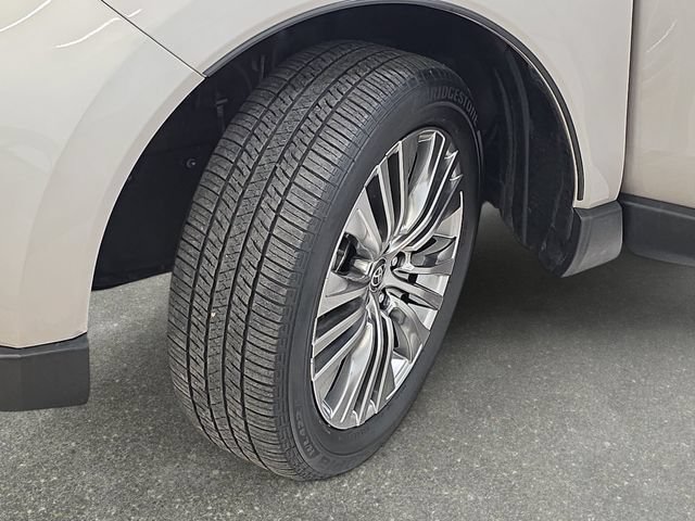 Certified 2024 Toyota Venza Limited AWD/4WD image 28