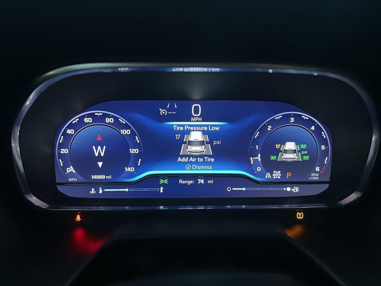 Used 2024 Chevrolet Tahoe Z71 image 16