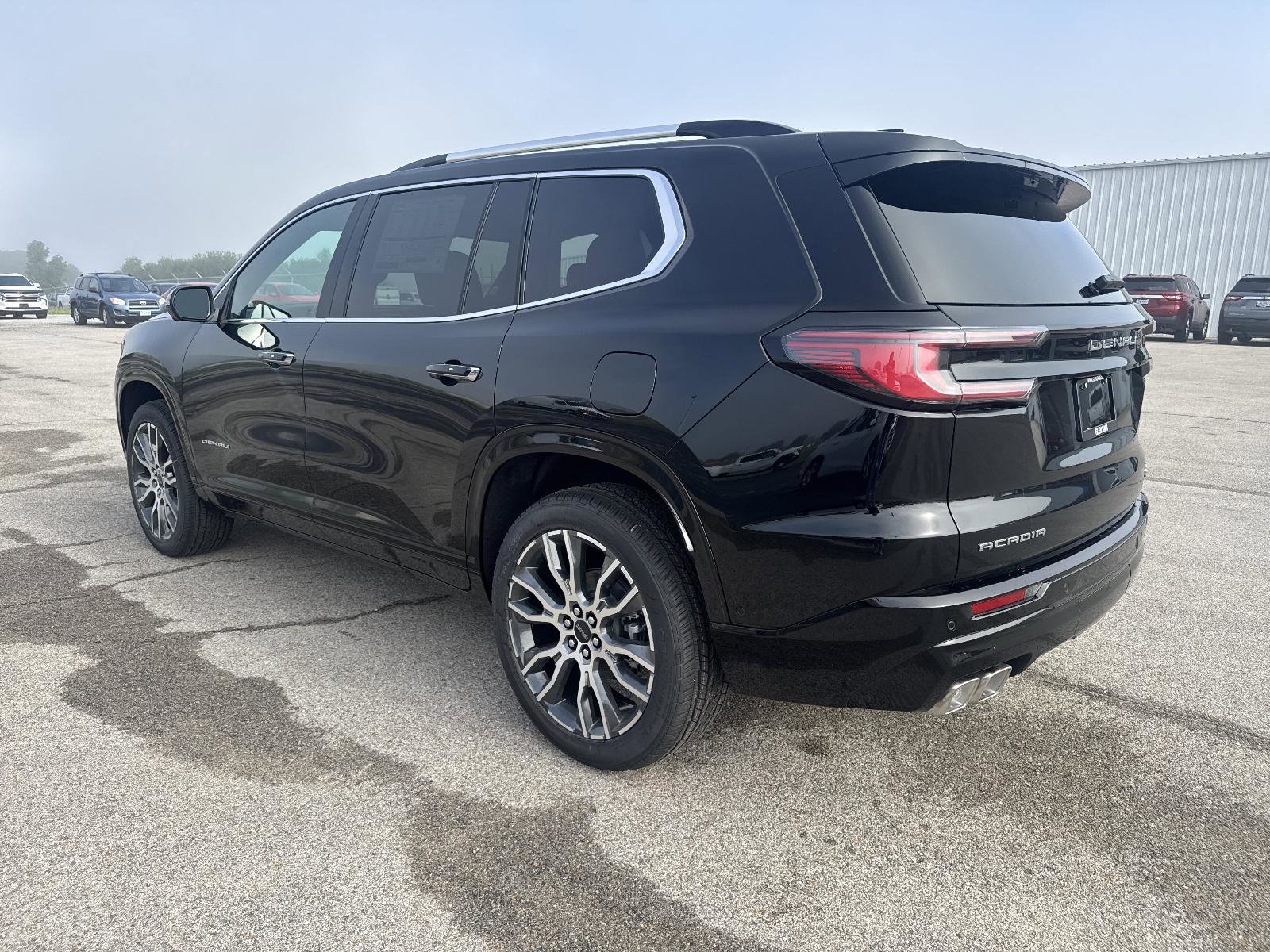 New 2026 GMC Acadia Denali Ultimate w/ LPO, Floor Liner Package FWD image 3