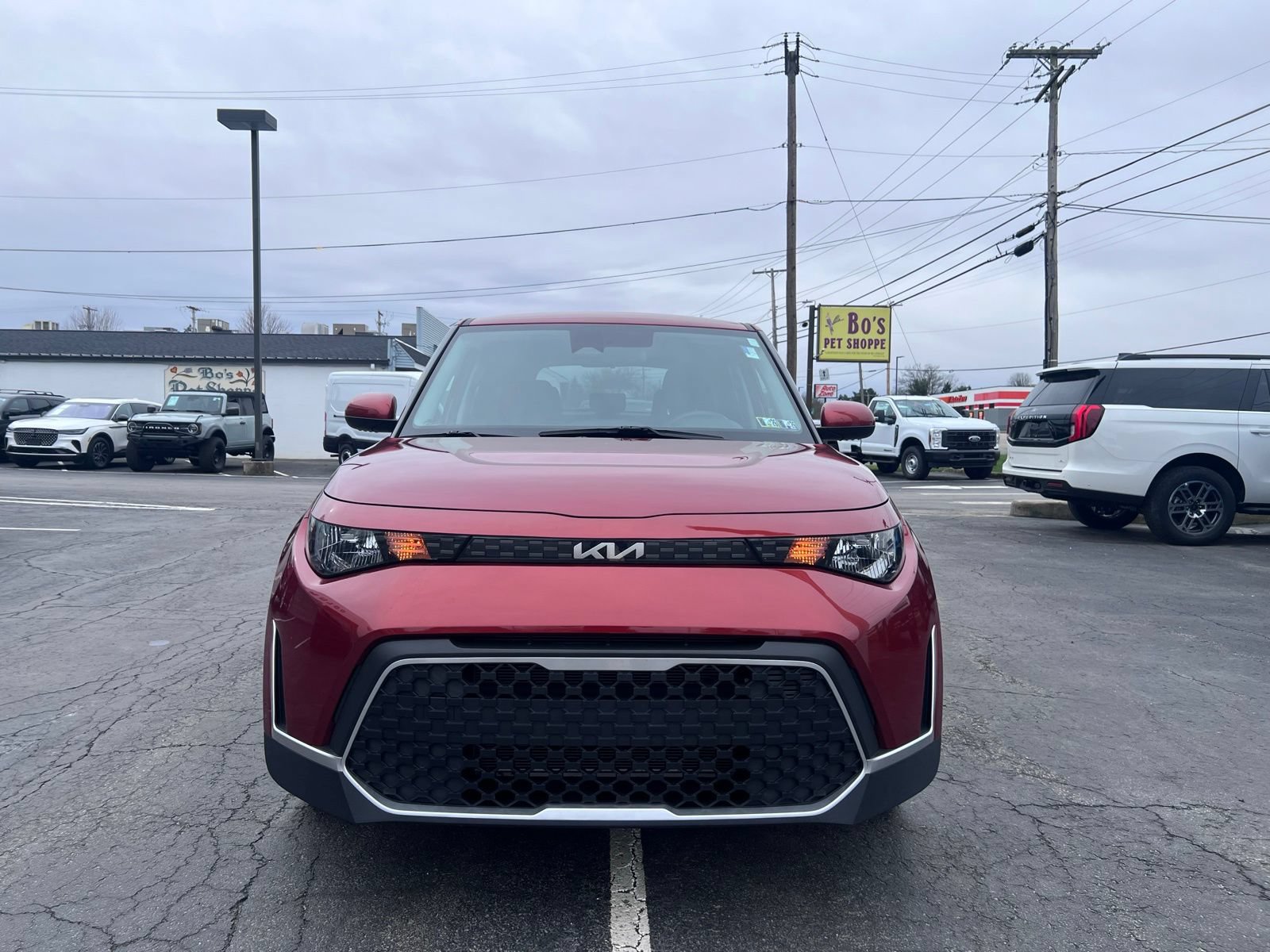 Used 2023 Kia Soul LX FWD image 3
