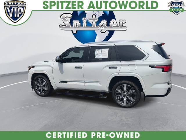 Used 2023 Toyota Sequoia Capstone AWD/4WD image 7