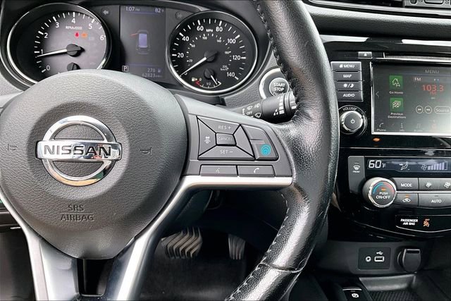 Used 2020 Nissan Rogue SV w/ Sun & Sound Touring Package FWD image 12