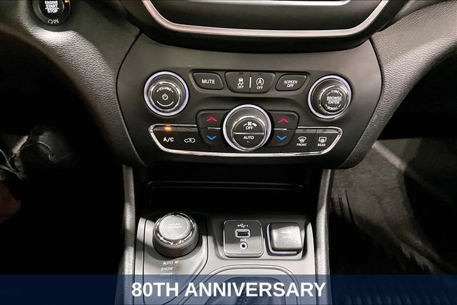 Used 2021 Jeep Cherokee Latitude w/ Comfort Safety Group AWD/4WD image 22