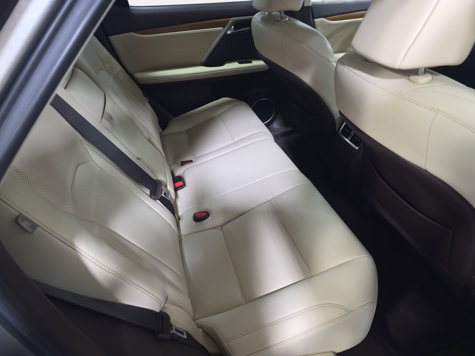 Used 2020 Lexus RX 450h AWD w/ Premium Package image 11