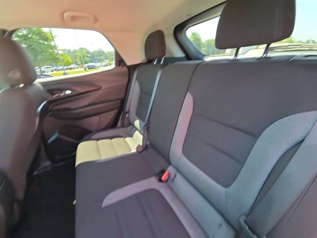 Used 2025 Chevrolet TrailBlazer LT FWD image 12