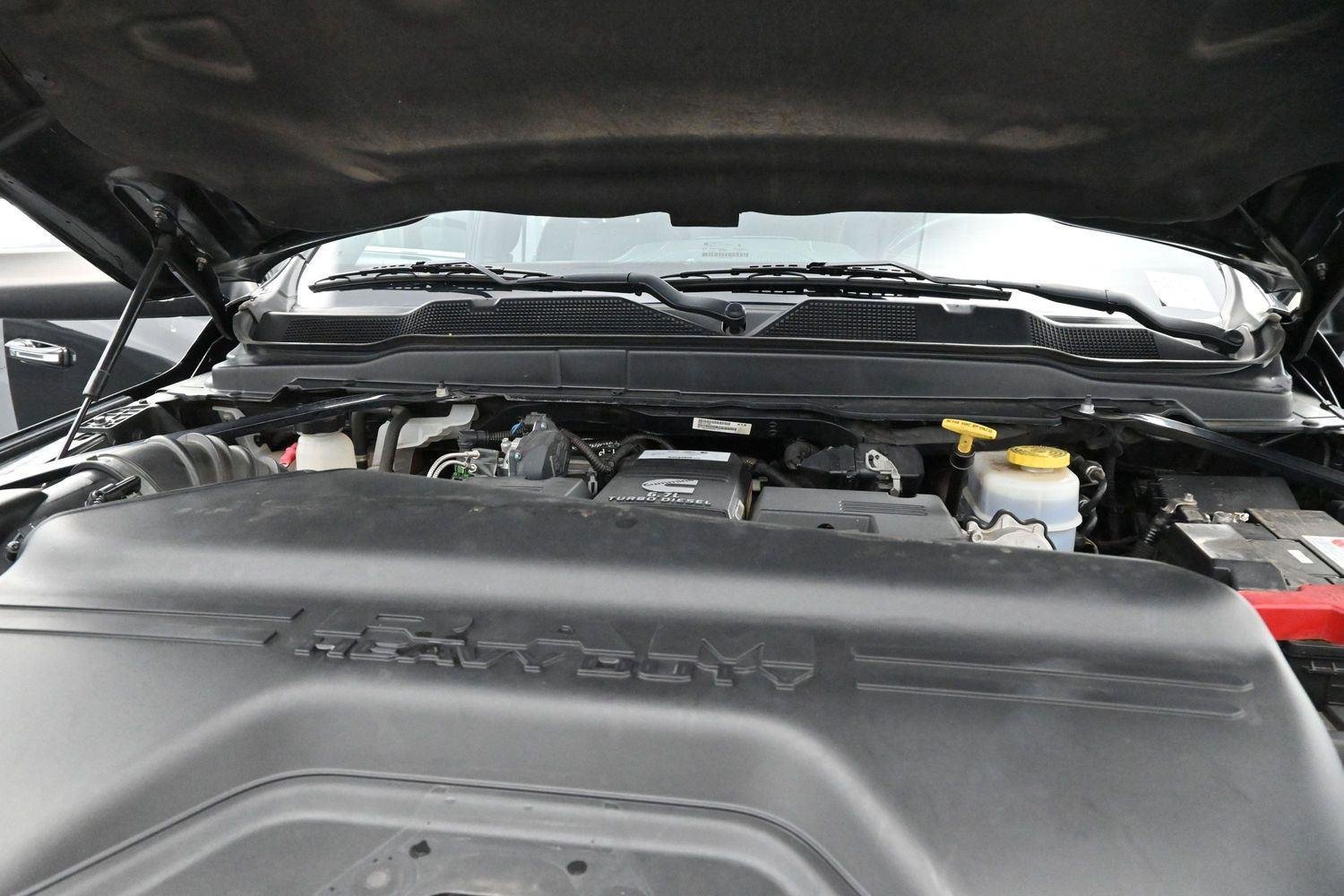 Used 2022 RAM 3500 Limited AWD/4WD image 32