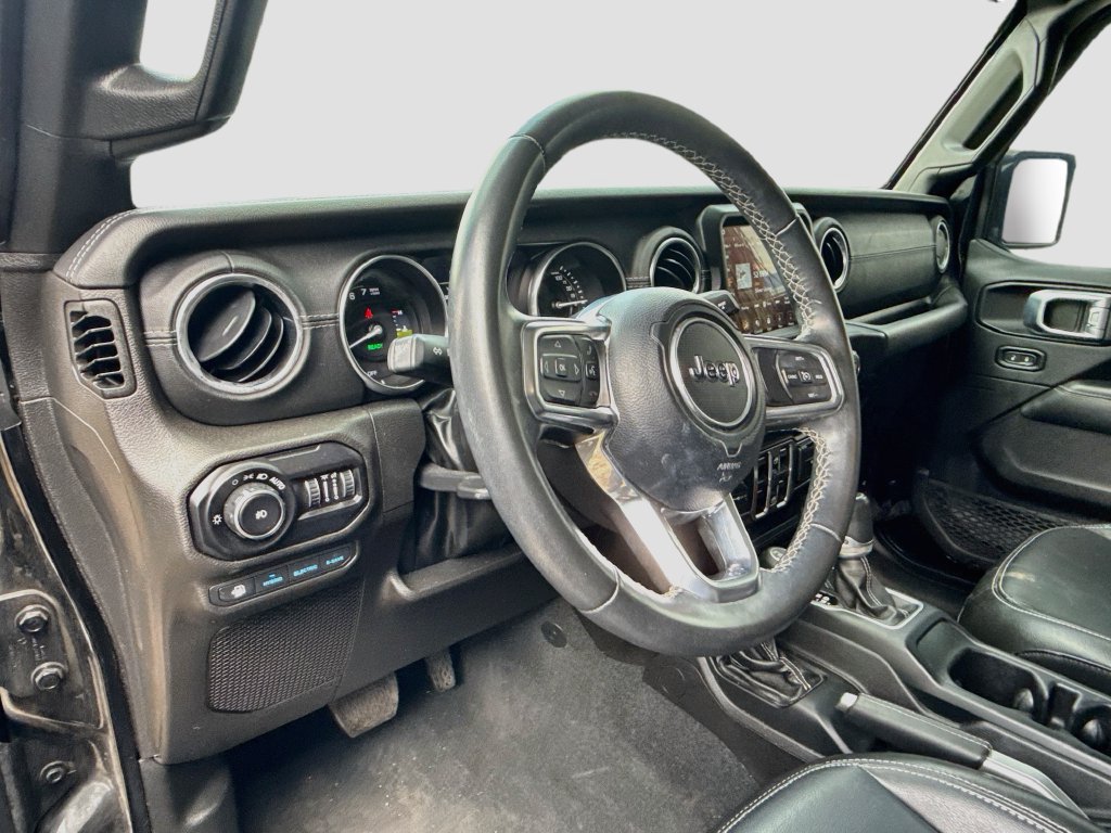 Certified 2022 Jeep Wrangler Unlimited Sahara AWD/4WD image 10