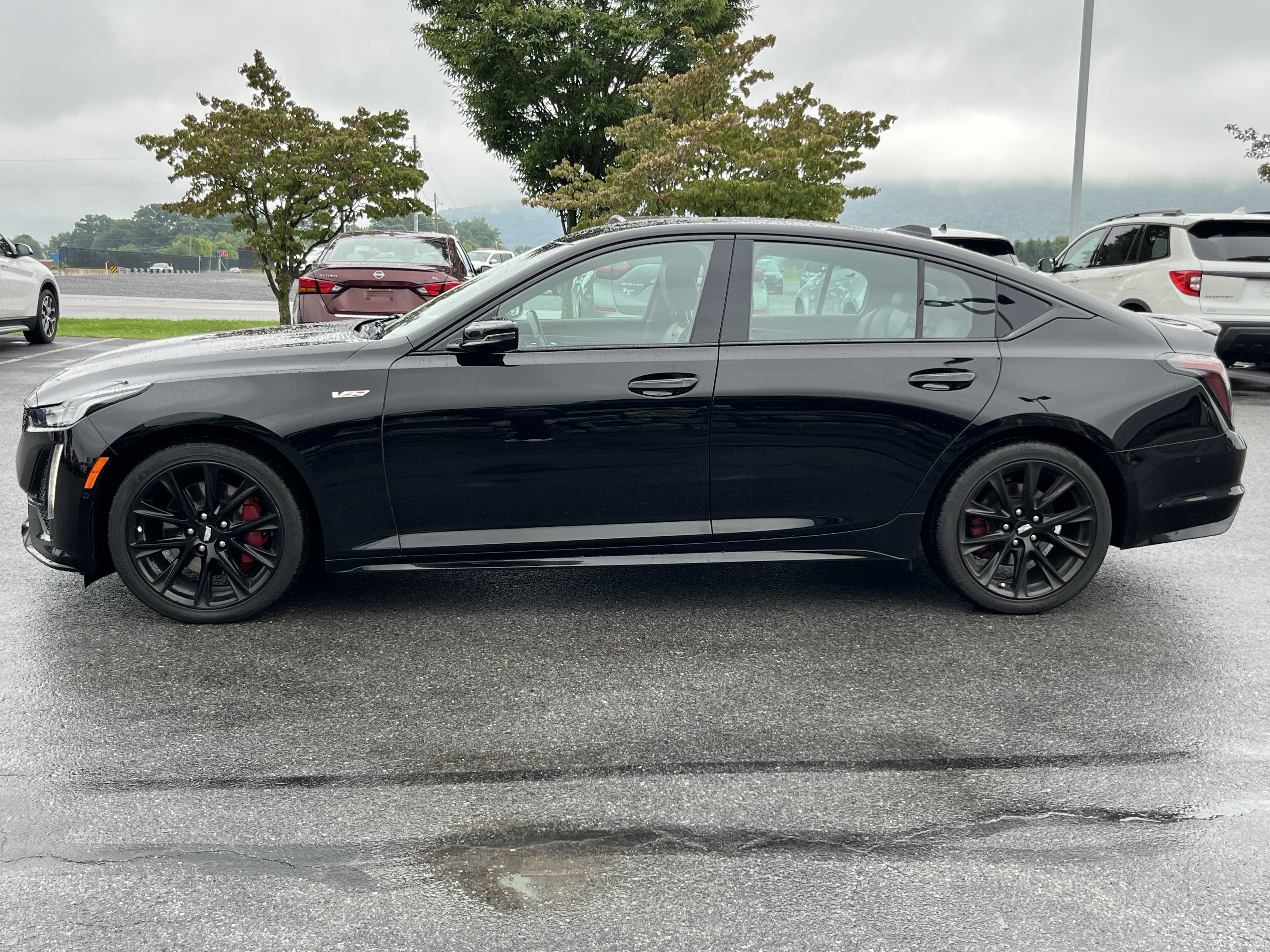 Used 2020 Cadillac CT5 V w/ Premium Package AWD/4WD image 9