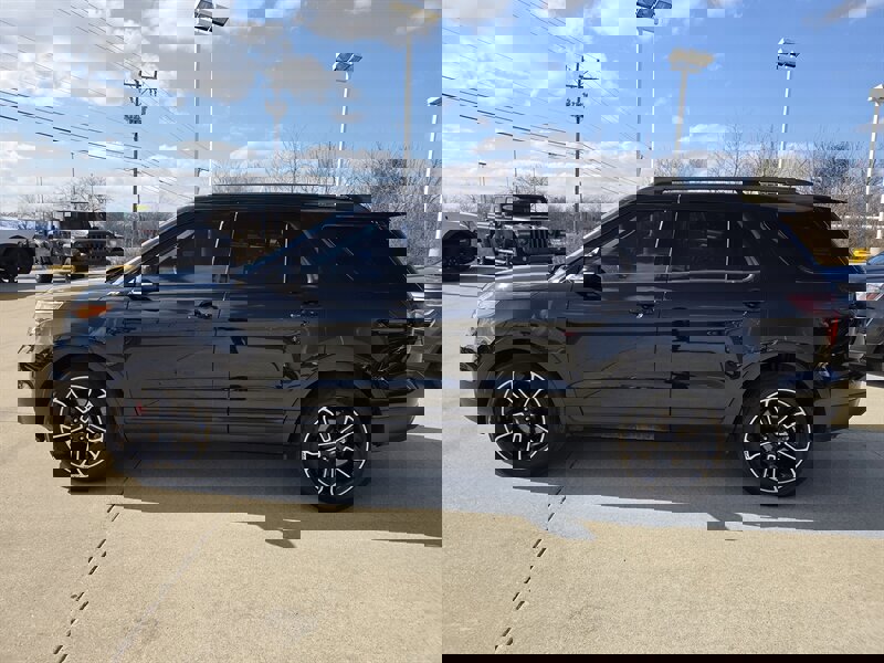 Used 2015 Ford Explorer Sport image 6