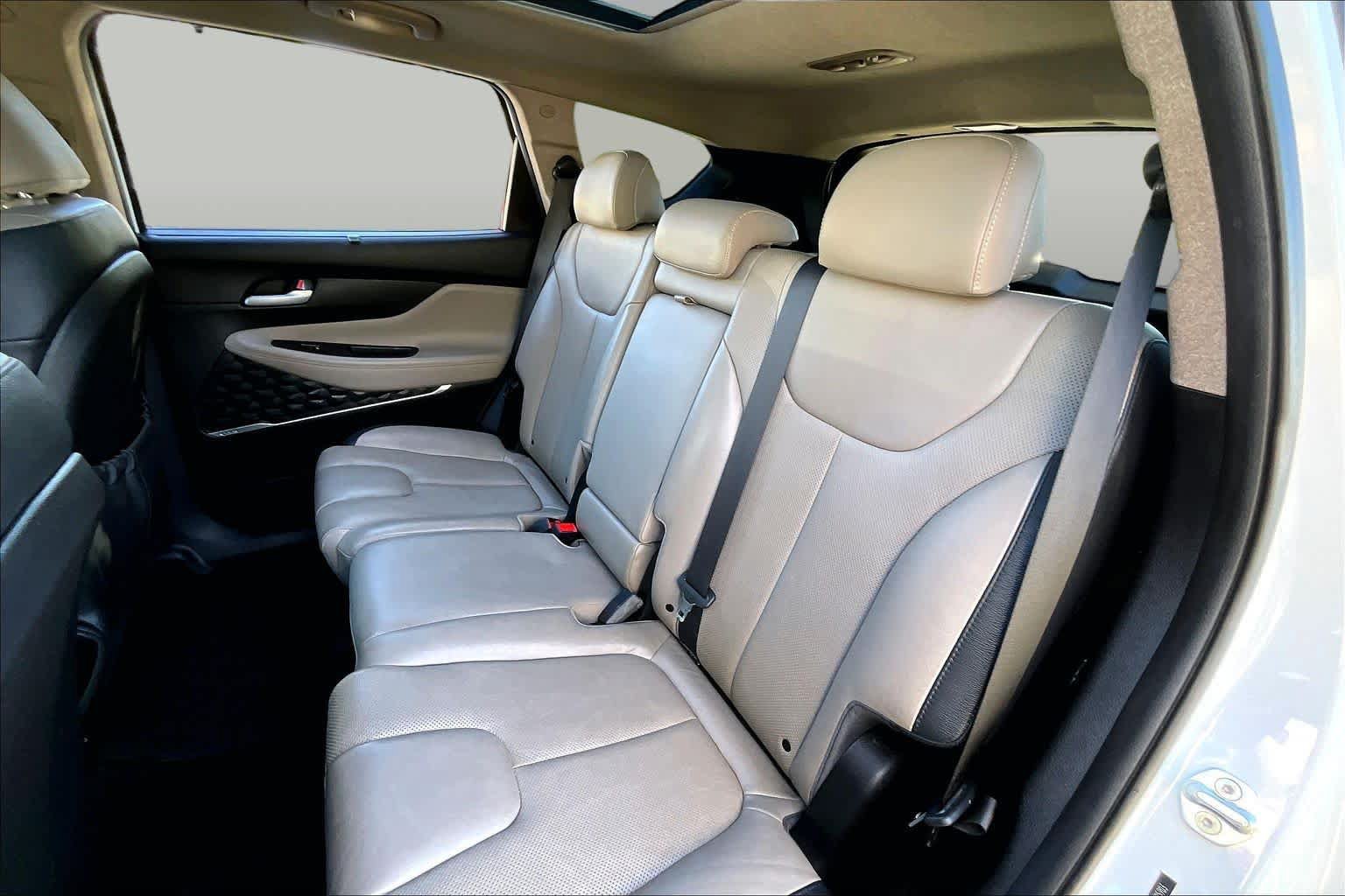 Used 2020 Hyundai Santa Fe SEL w/ Cargo Package FWD image 20