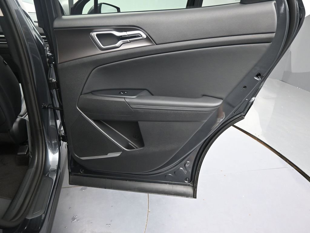 New 2026 Kia Sportage EX image 21