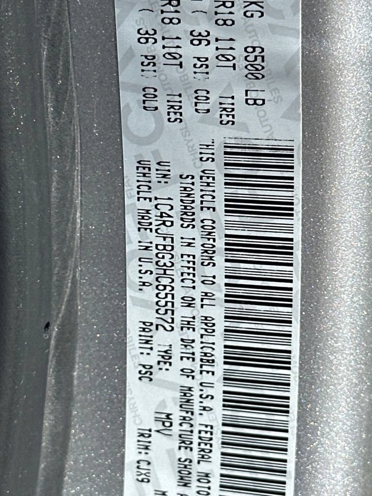 Used 2017 Jeep Grand Cherokee Limited AWD/4WD image 37