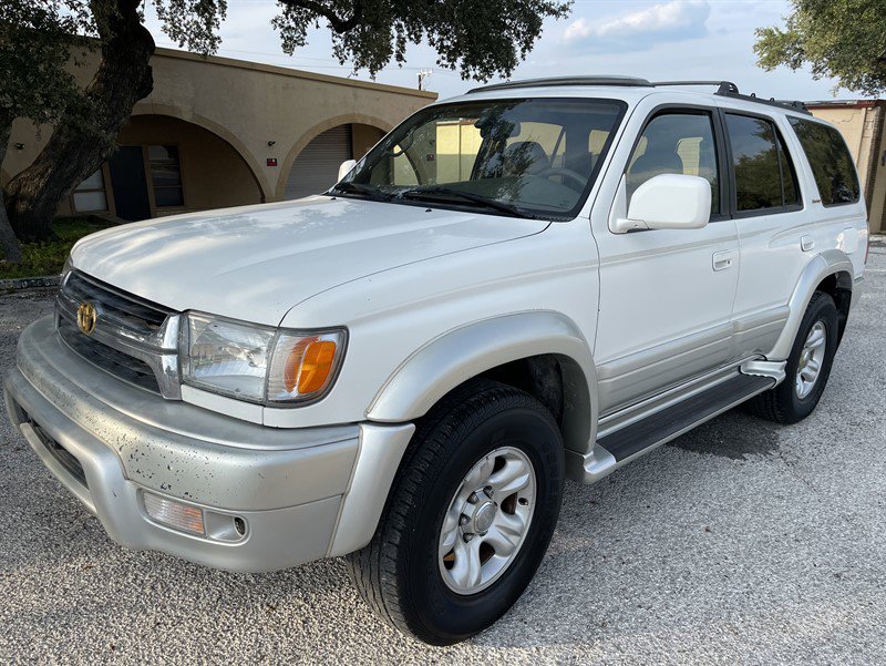 Used 2001 Toyota 4Runner Limited image 3