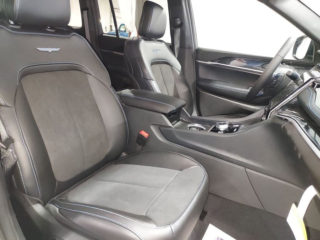 New 2024 Jeep Grand Cherokee Trailhawk AWD/4WD image 31