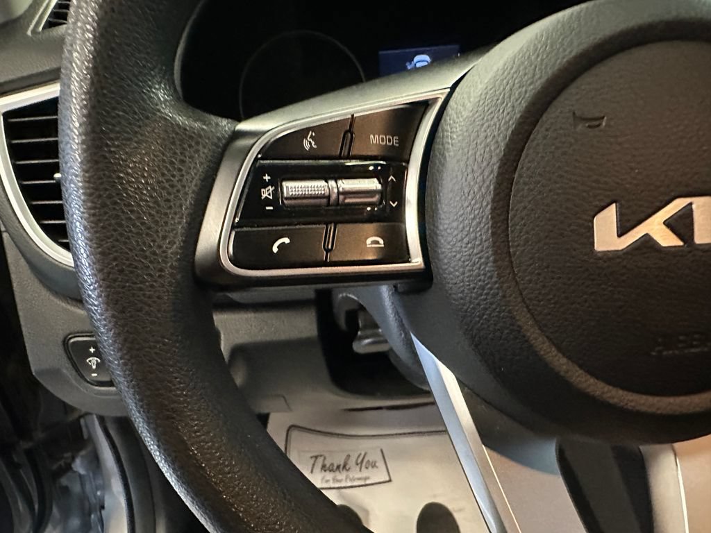 Used 2023 Kia Seltos LX AWD/4WD image 11