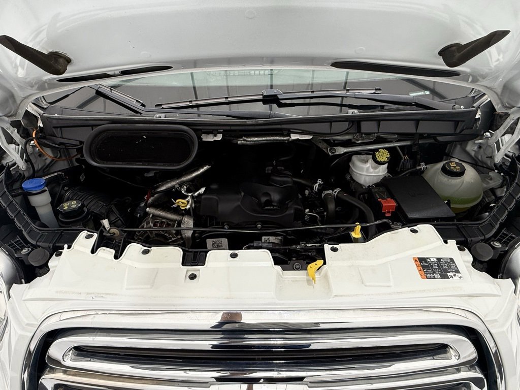 Used 2019 Ford Transit 350 XLT image 9