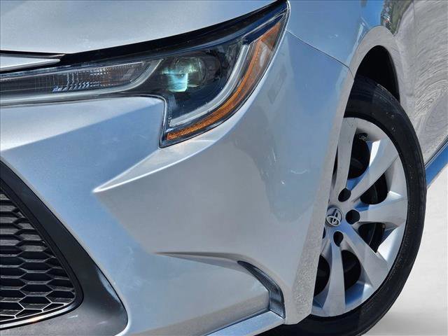 Used 2020 Toyota Corolla LE image 10