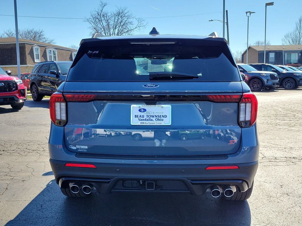New 2026 Ford Explorer ST w/ Sun And Sound Package image 5