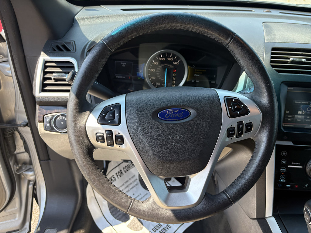 Used 2015 Ford Explorer Limited FWD image 14