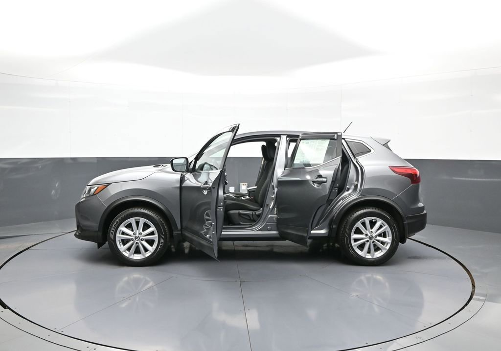 Used 2019 Nissan Rogue Sport S w/ Appearance Package FWD image 41