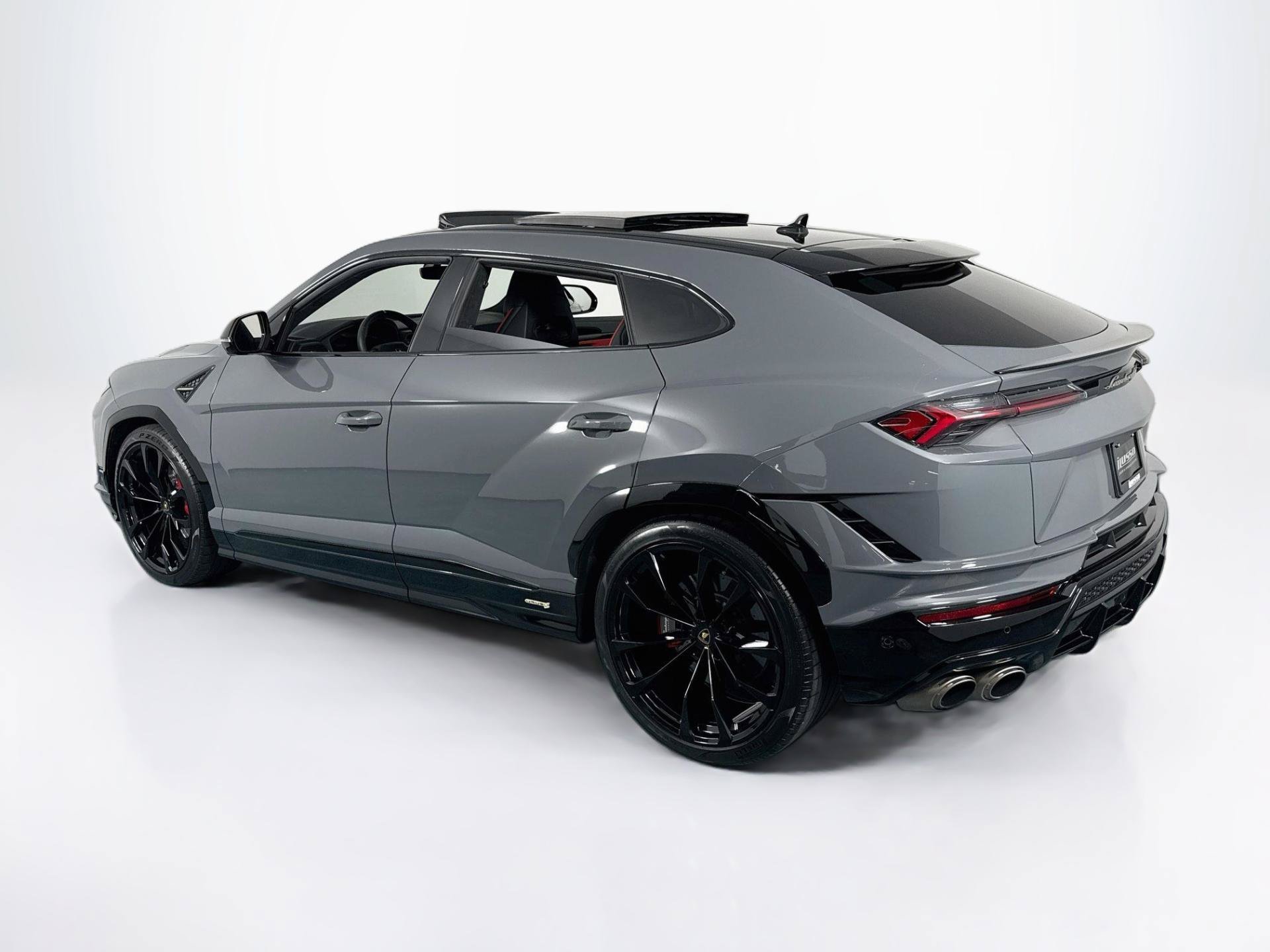 Used 2024 Lamborghini Urus S AWD/4WD image 7