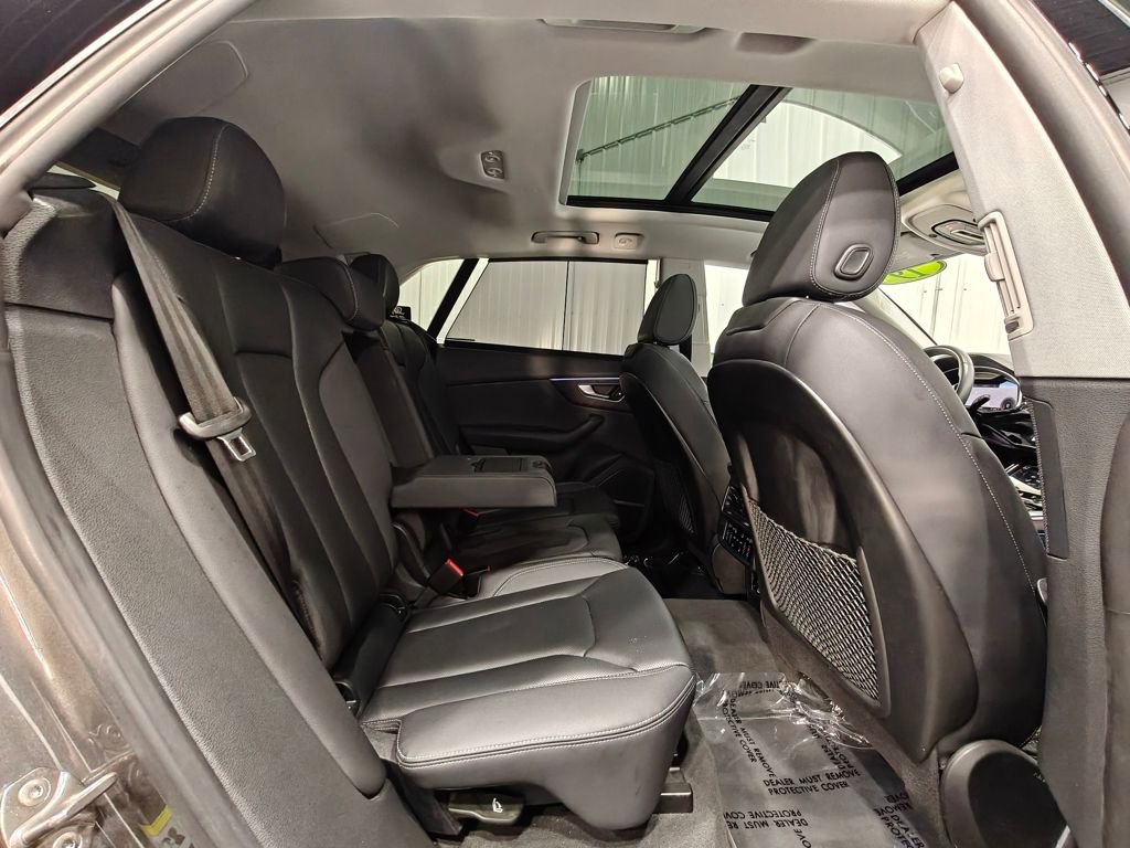 Used 2019 Audi Q8 Prestige image 27