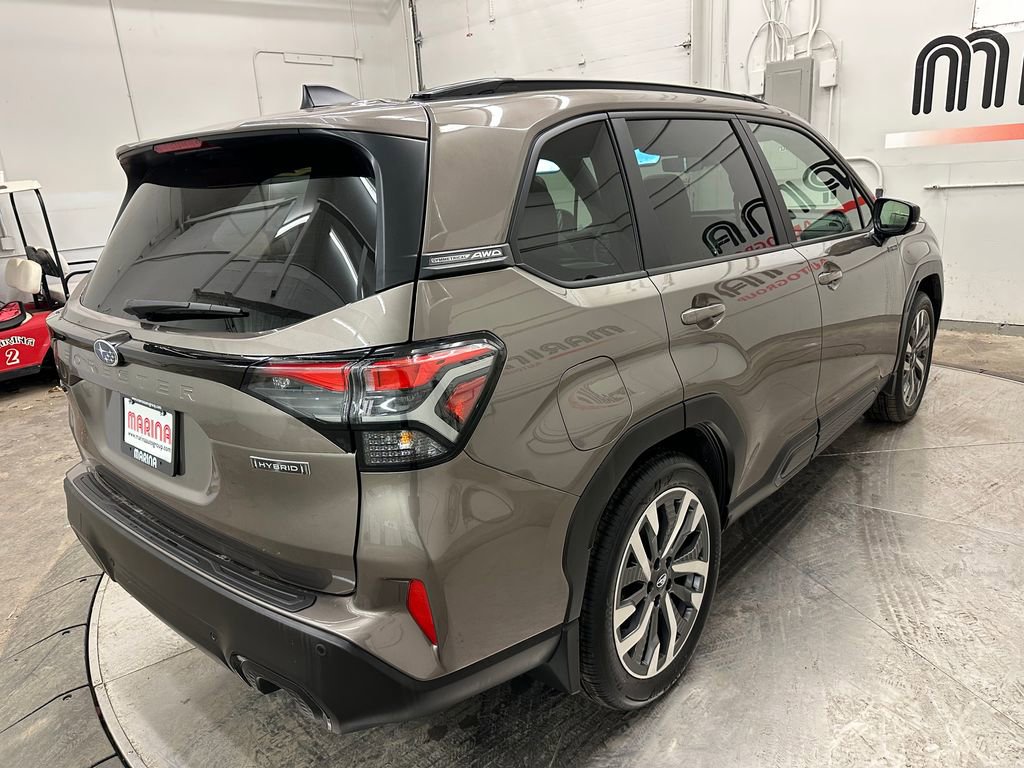 Used 2025 Subaru Forester Touring image 17