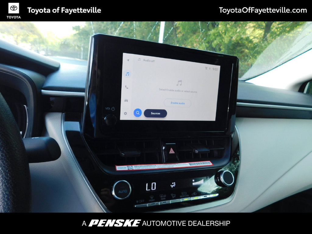 Used 2026 Toyota Corolla LE FWD image 4